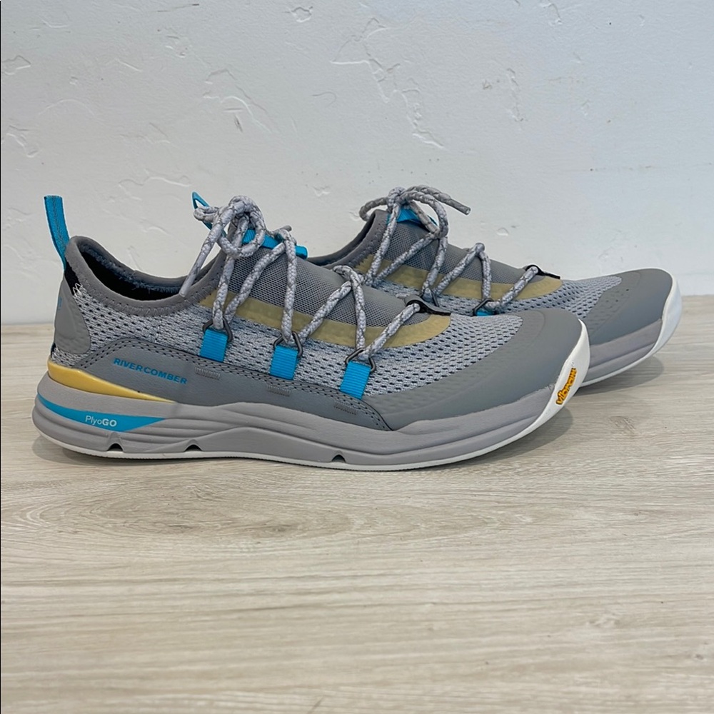 NEW Danner 'Rivercomber' Amphibious Shoes [Size 7.5]